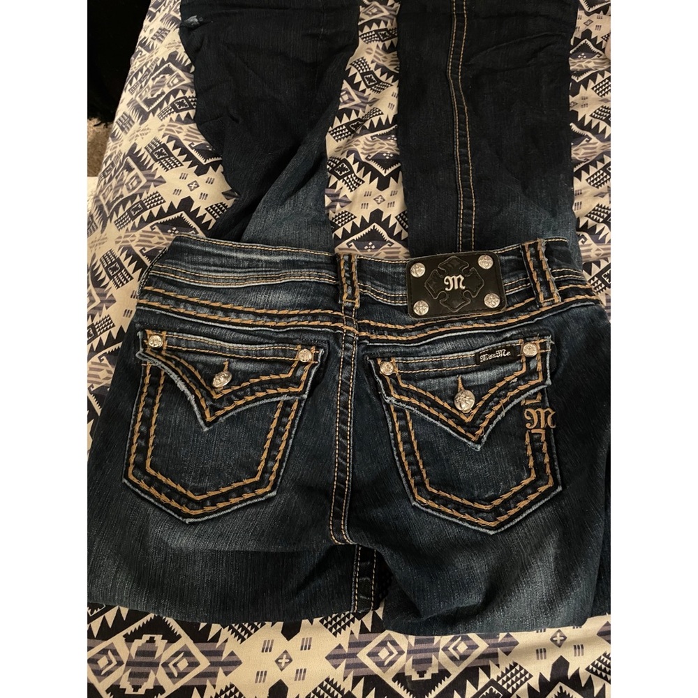 Miss Me boot cut jeans size 28